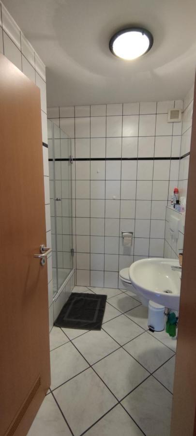 Moderne Ferienwohnung Lindlar, Dorf- Und Waldnah, Gratis W-Lan, Nr Exteriör bild
